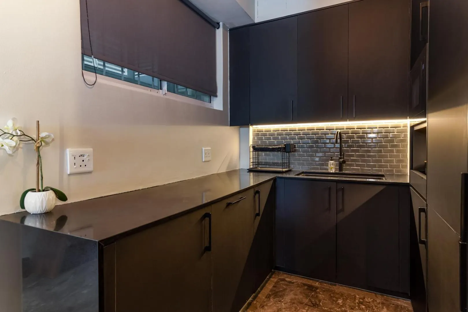 Luxurious Seaside Apartment, Seapoint 202 Shoreham Cape Town Apartment