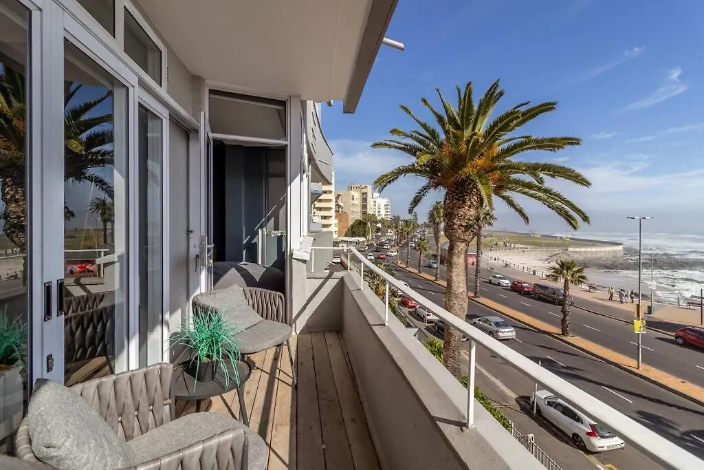 Luxurious Seaside Apartment, Seapoint 202 Shoreham Cape Town
