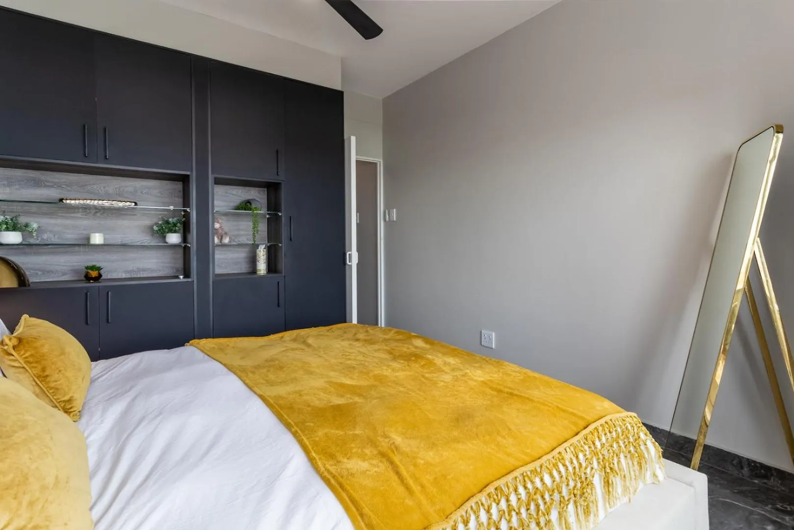Apartment Luxurious Seaside Apartment, Seapoint 202 Shoreham Cape Town